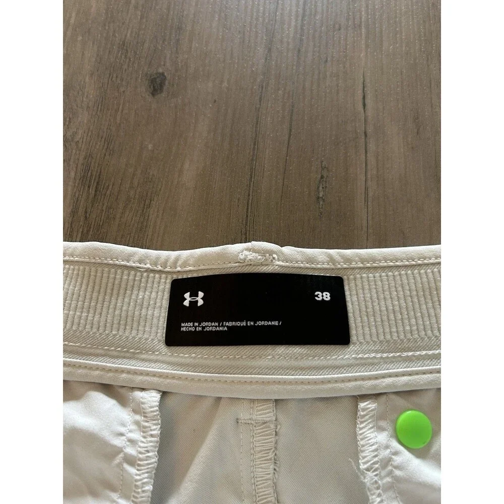 Under Armour Golf Shorts HeatGear Loose Beige Flat Athletic 9